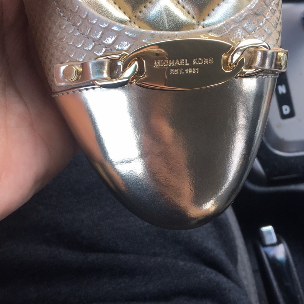 Michael Korda Gold Flats - Picture 4 of 13